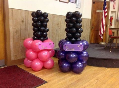 Salon Balloon Arch, Nail Polish Birthday Party Ideas, Nail Birthday Party Ideas, Nail Salon Birthday Party Ideas, Nail Party Ideas, Cosmetology Graduation Party, Threenager Party, Birthday Ideas For Girls, Nail Polish Party