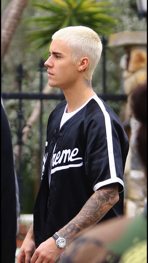 Buzz Bleached Hair, Justin Bieber Bleached Hair, Bleached Hair Men Buzzcut, Gray Buzzcut, Silver Buzzcut, Bleach Buzzcut Men, Justin Bieber Buzzcut, Bleach Buzzcut, Bleached Buzz Cut Men