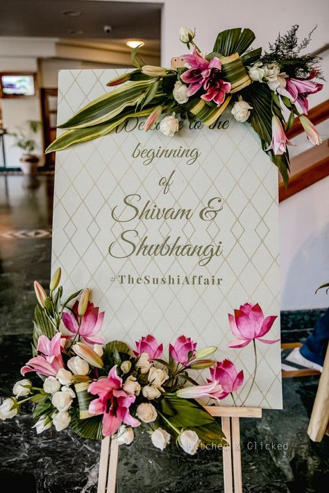 Name Boards For Wedding, Engagement Standee, Welcome Board Engagement Entrance, Welcome Board With Flowers, Sunboard Design For Wedding, Wedding Standee Design Ideas, Engagement Name Board, Wedding Sunboard, Welcome Board With Photo