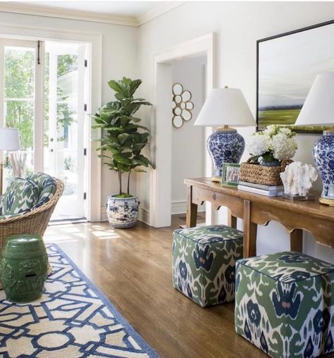 Diy Plant Decor, Blue And Green Living Room, Blue And White Living Room, British Colonial Decor, Small Space Interior Design, Blue White Decor, Home Decor Modern, Space Interiors, Home Decor Living Room