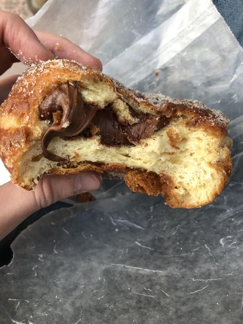 Doughnuts Aesthetic, Hungry Aesthetic, Nutella Doughnut, Aesthetic Dessert, Easy Baking Recipes Desserts, Food Images, Food Is Fuel, The Hub, Secret Obsession