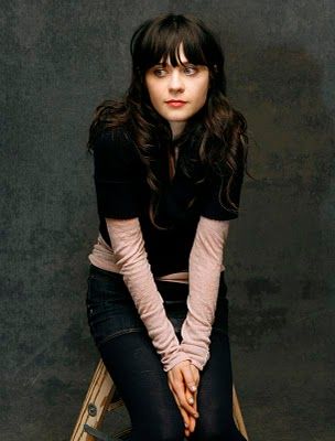 Blue Eyed Girls, Elisabeth Ii, Zooey Deschanel, Girl Crushes, Celebrity Hairstyles, Cozy Fall, Girl Crush, New Girl, Look Cool