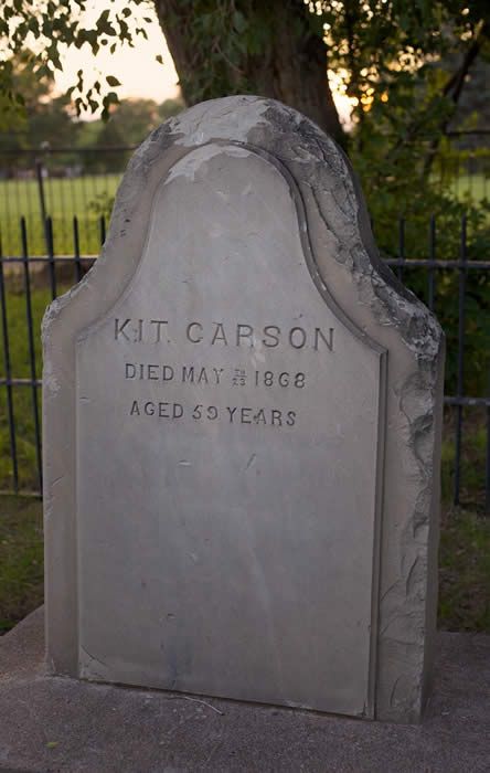 Kit Carsons grave in Taos New Mexico… www.kellymore.net Celebrity Graves, Western Ideas, Grave Monuments, Kit Carson, Taos Pueblo, Kelly Moore, Dances With Wolves, Mountain Men, Outsider Artists