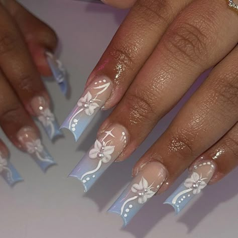 Acrylic Nails Light Blue, Wedding Nail Art Designs, Luxury White Wedding, Baby Blue Acrylic Nails, Blue Prom Nails, Quince Nails, Wedding Nail Art, Blue And Silver Nails, Sky Blue Nails