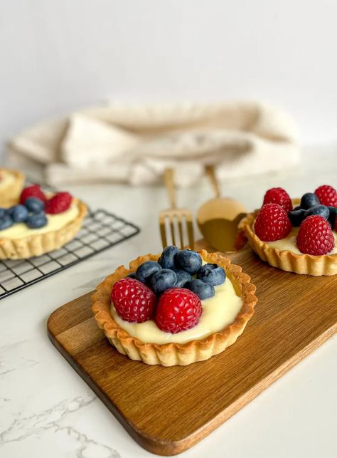 Mini Fruit Tarts – My Honeycomb Kitchen Berry Tarts Mini, Tart Photoshoot Ideas, Fruit Tart Photography, Fruit Tarts Mini, Mini Fruit Tart, Fruit Custard Tart, Dessert Tarts Mini, Honeycomb Kitchen, Mini Fruit Pies