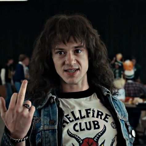 Stranger Things on Instagram: “i would join the hellfire club 4 him 🙏🏻” Eddie Munson Pfp, Eddie Munson Icons, Monkey Meme, The Hellfire Club, Lucas Stranger Things, Eddie Edward, Joe Quinn, Top Tv Shows, Hellfire Club