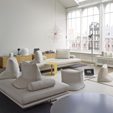 ODA, Occasional Tables from Designer : Christian Werner | Ligne Roset Official Site Massage Room Design, Occasional Tables, Modern Home Furniture, Style Loft, Style Deco, Ligne Roset, Pedestal Table, Occasional Table, Sofas And Chairs