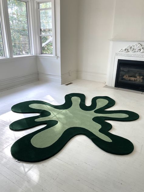 The original groovy flubber rug by Rashelle #homedecor #interiordesign Groovy Rug Aesthetic, Miminalist Aesthetic, Groovy Rugs, Groovy Rug, Kid Rug, Irregular Rug, Tufting Rugs, Anime Rug, Tufting Diy