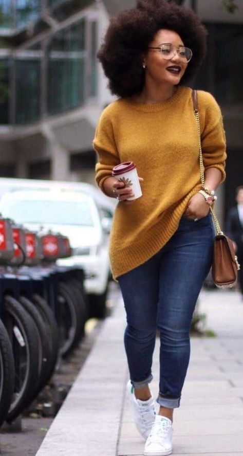 Mustard Jumper Outfit, What To Wear To Brunch In Spring, Relax Outfits Women, Grown And Classy Outfit Women, Mustard Outfit Ideas, Mustard Jumper, Plus Size Outfits Casual, Stylish Black Women, Casual Chique Stijl