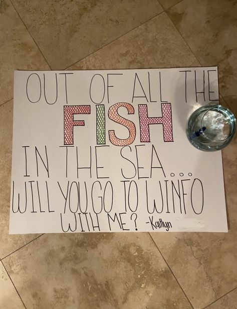 Sweethearts Dance Poster Ideas, Asking To Dance Ideas, Sweetheart Poster Ideas, Cute Dance Proposals, Winter Formal Posters, Winfo Proposals Ideas, Sweethearts Poster Ideas, Hoco Answers, Twirp Proposals