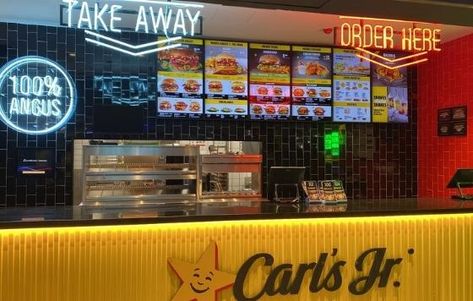 La hamburguesería Carl's Jr. planea 15 nuevas aperturas en 2022 Carls Jr, Carl's Jr, Broadway Show Signs, Broadway Shows, The 100, Restaurant