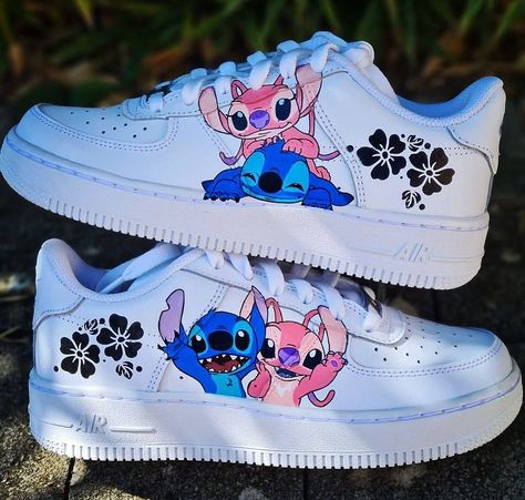 Disney Painted Shoes, Lilo And Stitch Merchandise, Custom Shoes Diy, X Stitch, Lilo Y Stitch, Nike Shoes Girls, Nike Fashion Shoes, Preppy Shoes, All Nike Shoes