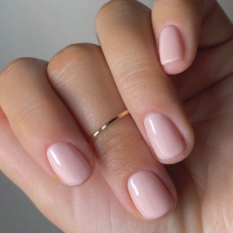 The GelBottle Inc™ on Instagram: “A timeless classic, French Bloom is the perfect pink for every occasion and season 🤍 nails by @charlotteemilybeauty_ . . #thegelbottleinc…” Natural Nails Manicure, Pink Gel Nails, French Manicure Nails, Subtle Nails, Casual Nails, Classic Nails, Cute Gel Nails, Neutral Nails, Manicure Y Pedicure