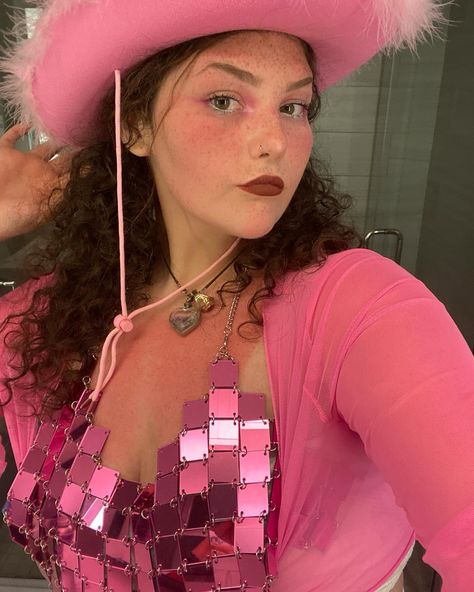 I’m gonna keep on dancing at the Pink Pony Club💖 Feat. My sunburnt asf chest Pink Pony Club Aesthetic Outfit, Pink Pony Club Outfit Ideas, Chappell Roan Pink Pony Club Outfit, Pink Pony Club Outfit, Pink Pony Club Aesthetic, 25th Bday, Chappel Roan, Club Birthday, Pink Pony Club