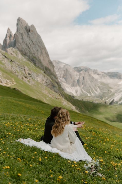 Dolomites Italy Elopement Photographer — Juliana Renee Photography Black Tie Elopement, Dreamy Wedding Photoshoot, Swiss Alps Elopement, Proposal On Mountain, Dolomites Italy Elopement, Elopement In Greece, Alpine Lake Elopement, Elopement In Europe, Elopement In Italy