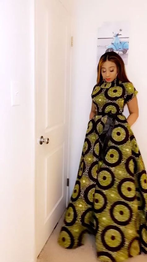 african.style.rage on Instagram: Style chic via @bibisquintessence Follow 👆us for more style update Boubou Styles For Women, African Attire Dresses, Long African Dresses, Ankara Dress Styles, 2piece Outfits, African Print Dress Ankara, Best African Dresses, African Fashion Skirts, African Dresses Modern