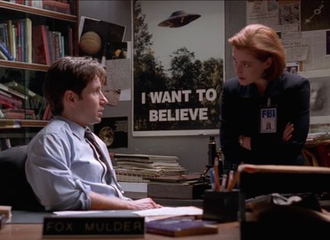 Mulder And Scully, Vince Gilligan, Mulder Scully, Fox Mulder, Dana Scully, David Duchovny, Gillian Anderson, Bad Blood, Buffy The Vampire