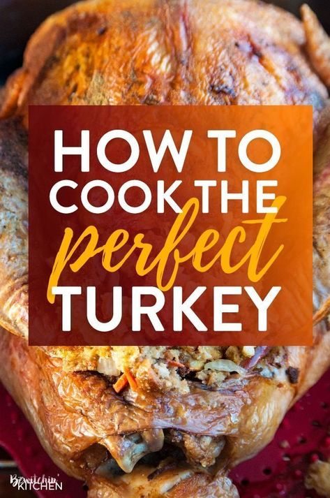 Best Roast Turkey Recipe, Cooking The Perfect Turkey, Best Roasted Turkey, The Perfect Turkey, Cook A Turkey, Wallpaper Food, Roast Turkey Recipes, Ground Beef Stroganoff, How To Make Turkey