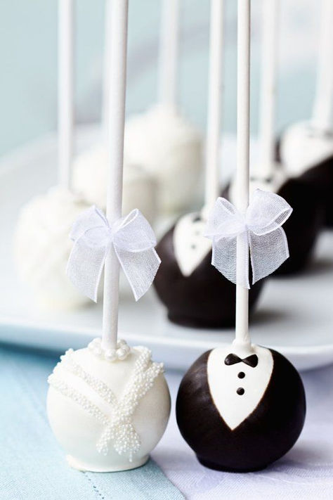 Why I Think Homemade Treats Make the Best Wedding Favors — Strong Opinions Black Cake Pops, Engagement Party Cake, Wedding Reception Guest, Wedding Cake Pops, Wedding Cake Alternatives, Black Cake, Groom Wedding Cakes, Traditional Wedding Cake, Bachelorette Party Games