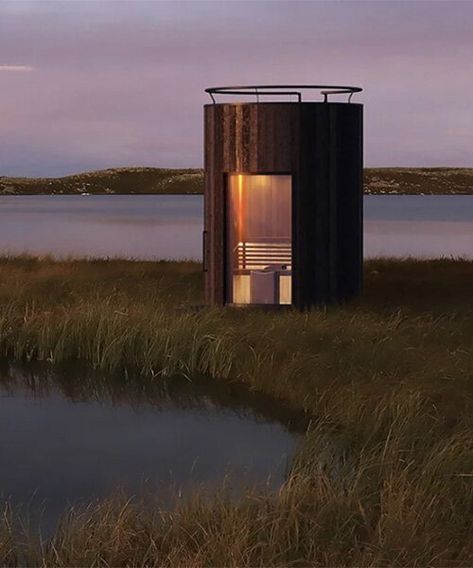 curved LUMIPOD sauna combines well-being + reconnection with nature Sauna Architecture, Round Sauna, Sauna Cabin, Sauna House, Finnish Sauna, Timber Structure, Wooden Cabins, A Frame Cabin, Curved Glass