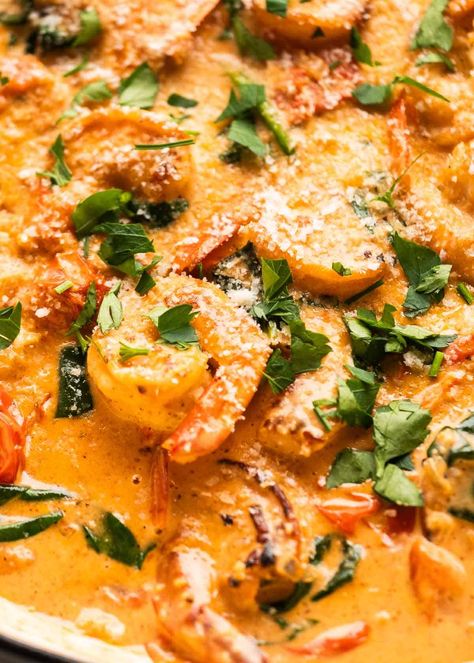 Tuscan Shrimp: tender shrimp, garlic, tomato, aromatic herbs drenched in a creamy sauce. Perfect for serving with noodles, bread, or zoodles! Keto Creamy Tuscan Shrimp, Shrimp And Tomato Recipes, Shrimp Tuscan, Cheese Chaffles, Pork And Green Beans, Italian Shrimp Recipes, Tuscan Shrimp, The Best Keto Recipes, Italian Meatballs Recipe