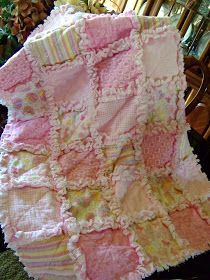 Rag Quilt Instructions, Rag Quilt Patterns, Baby Rag Quilts, Cute Blankets, Yellow Baby, Patchwork Quilting, Rag Quilt, Quilting Crafts, Quilt Tutorials