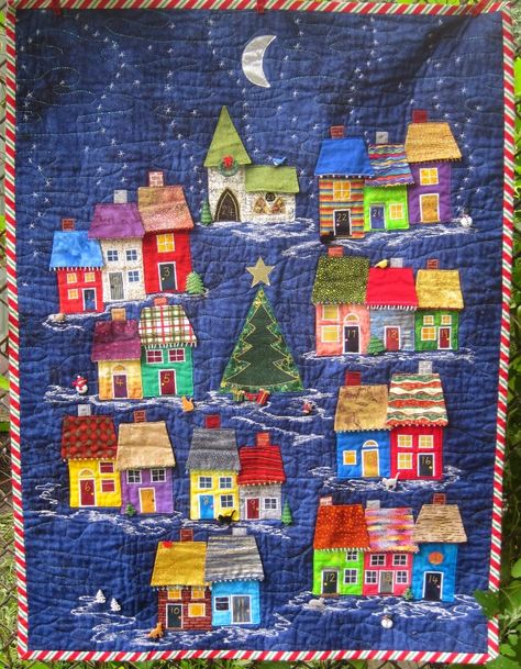 Interesting Quilts, House Quilt Block, House Quilt Patterns, Christmas Quilting, Appliqué Quilts, Landscape Quilt, Quilt Modernen, Landscape Quilts, Holiday Quilts