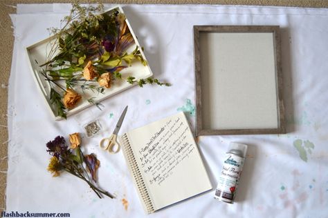 Shadow Box Flowers Diy, Dried Flower Box Frame, Dried Flower Shadow Box Ideas, Flower Shadow Box Diy, Shadow Box Dried Flowers, Dried Flower Shadow Box, Diy Shadow Box Frame, Flower Box Diy, Bouquet Shadow Box