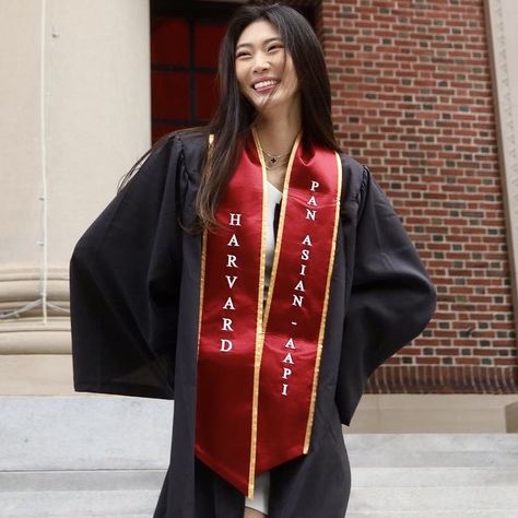 Harvard Graduation Gown, Harvard Law School Graduation, Nadine Lee Study, Harvard Diploma, Selempang Wisuda Aesthetic, Harvard University Graduation, Lee Nadine, Harvard Graduation, Ivy University