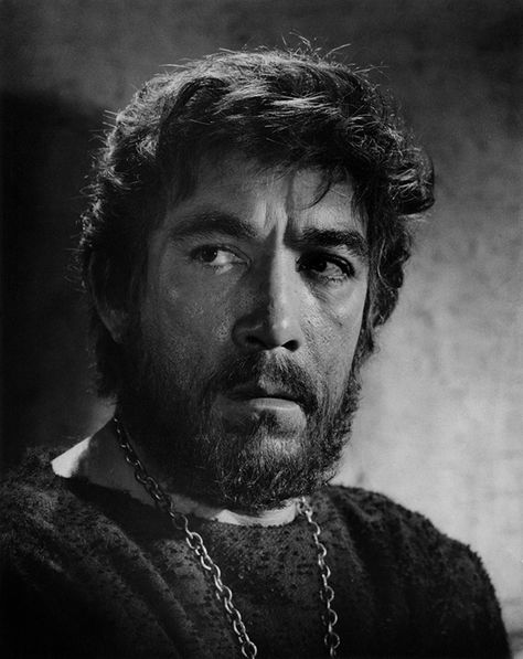 Anthony Quinn - Barabbas (1961) Obsessive Behavior, Anthony Quinn, Hollywood Cinema, Christian Movies, Best Supporting Actor, Hollywood Icons, Character Actor, Actors Images, Movie Photo