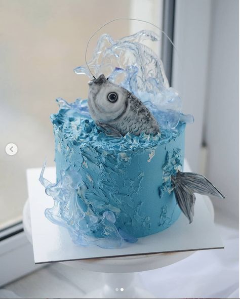 Coming Out Of Water, Fishing Theme Cake, Fisherman Cake, Water Cake, Fishing Theme Birthday, Fish Cake Birthday, Ocean Cakes, Dad Birthday Cakes, Sea Cakes