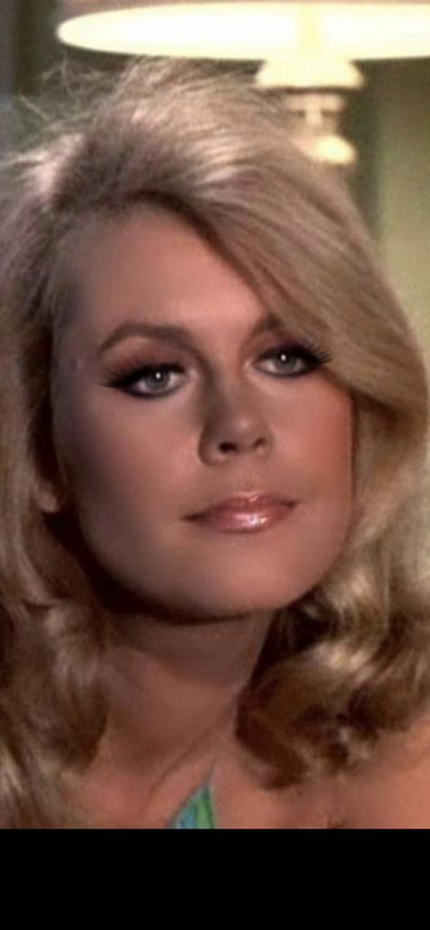 Movie Stars Female Actresses, 50s Celebrities, 60's Actresses, Elizabeth Montgomery Rare, Fredi Washington Actresses, Blonde Old Hollywood Actresses, Bewitched Tv Show Elizabeth Montgomery, Female Movie Stars, Jennifer Aniston Hair