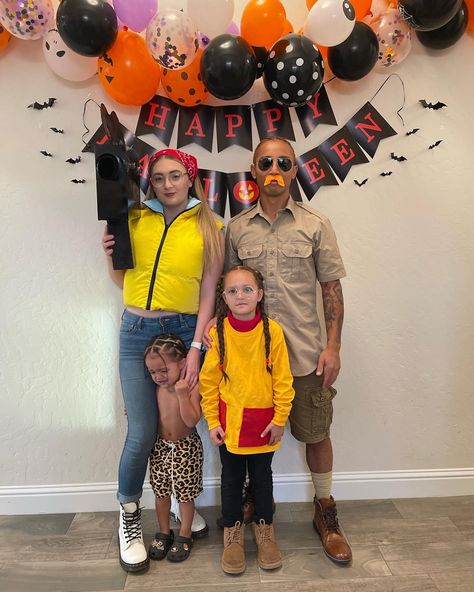 Thornberry Costume, Wild Thornberrys Donnie Costume, Wild Thornberrys Costume Family, The Wild Thornberrys Costume, Wild Thornberrys, Wild Thornberrys Costume, The Wild Thornberrys, Family Themed Halloween Costumes, Themed Halloween Costumes