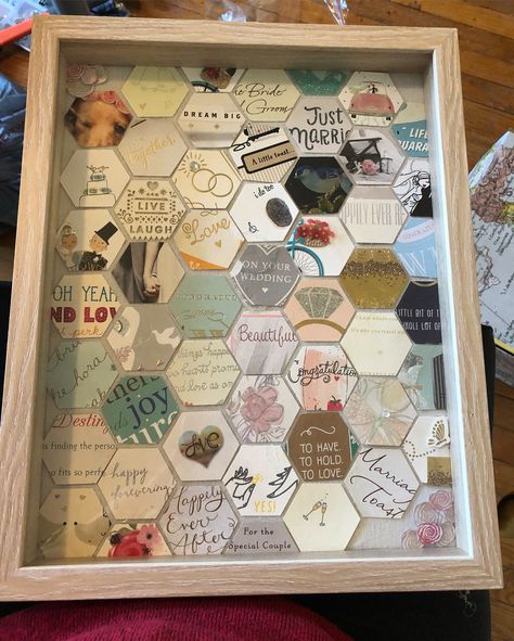 Hexagon Photo Wall Ideas, Wedding Card Collage Ideas, Hexagon Wedding Invitations, Frame Wedding Decor, Hexagon With Picture Inside Art, Hexagon Place Cards, Card Collage, Keepsake Ideas, Hexagon Wedding