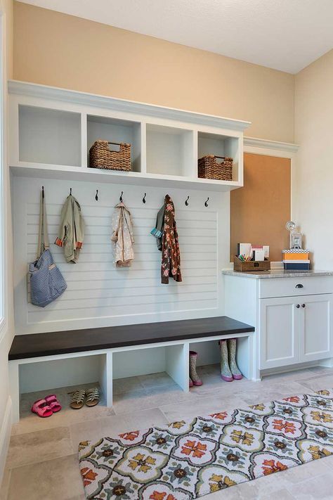 Laundry/mudroom Ideas, Mudroom Remodel, Home Command Center, Mud Room Entry, Diy Mudroom, Mudroom Entryway, Pantry Remodel, Mudroom Decor, Pool House Plans