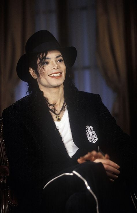 Apple Head, Joe Jackson, Photos Of Michael Jackson, Michael Jackson King Of Pop, Michael Jackson Smile, Michael Jackson Pics, Joseph Jackson, King Of Pop, Michael J