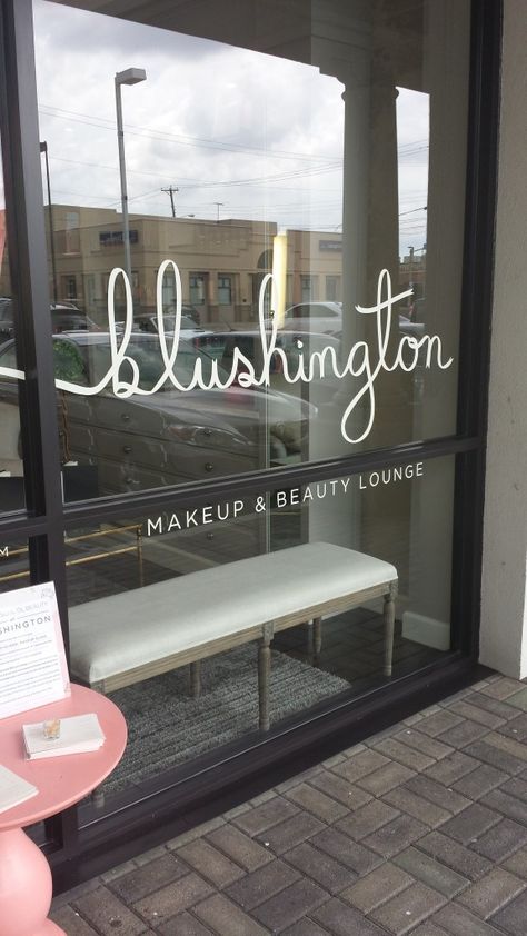 Blushington Dallas #makeup #salon Small Beauty Salon Ideas, Salon Window Display, Beauty Bar Ideas, Beauty Bar Salon, Butik Design, Makeup Studio Decor, Salon Interior Design Ideas, Nail Salon Interior Design, Nail Salon Interior