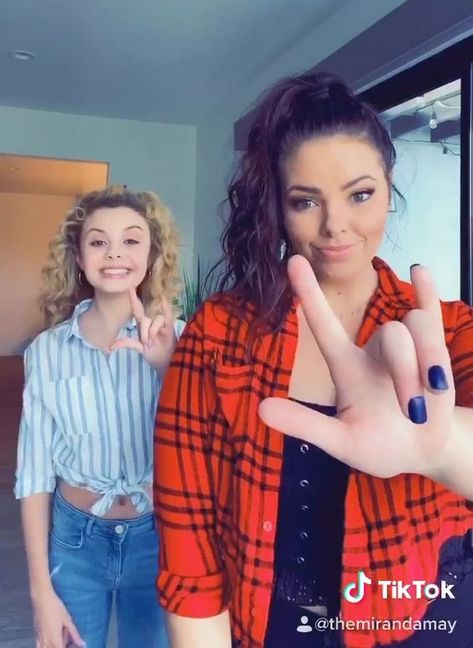 Mallory James Mahoney, Mallory James Mahoney 2022, Miranda May, Madison Bailey And Mariah Linney Videos, Camp Kikiwaka, Navia Robinson, Miranda Cosgrove And Jennette Mccurdy, Disney Actresses, Teen Actresses