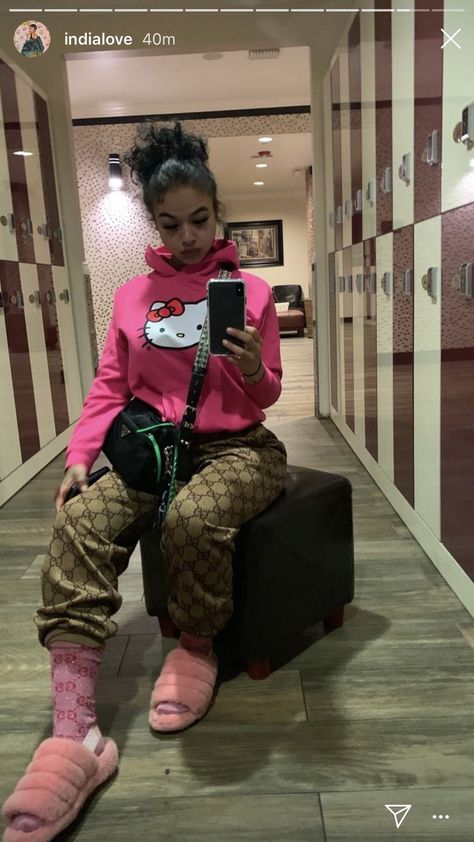 India Love, 2000s Fashion Outfits, Streetwear Fashion Women, Cute Swag Outfits, Baddie Outfits Casual, Dope Outfits, Cute Simple Outfits, Teenage Fashion Outfits