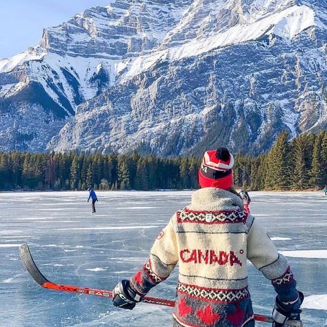 Canada Tattoo, All Things Pink, Canada Photos, Explore Canada, Hockey Fans, True North, Lake Louise, Canadian Rockies, Get Outdoors