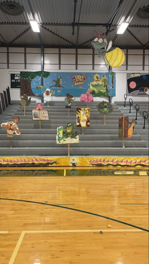 Disney Themed Pep Rally, Rally Decorations Ideas, School Spirit Ideas Pep Rally, Senior Year Activities, Asb Ideas, School Spirit Ideas, School Spirit Posters, Spirit Posters, Rally Idea