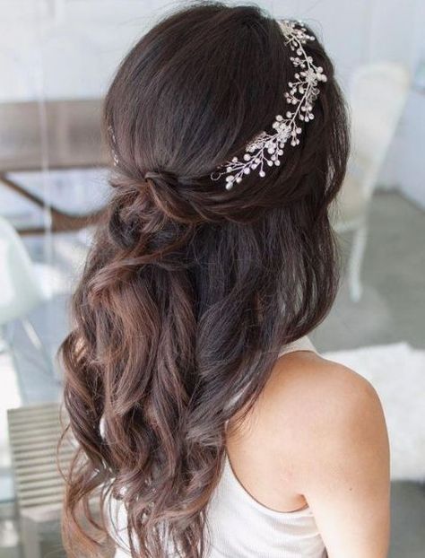 Loose Wedding Hair, Beautiful Wedding Hair, Wedding Hair Side, Night Hairstyles, Wedding Hairstyles Bride, Vintage Wedding Hair, Wedding Hair Inspiration, Wedding Hair Down, Boho Hairstyles