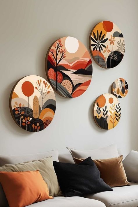 Diy Canvas Abstract Art, Plate Painting Designs, Colorful Room Decor Ideas, Painting Ideas For Living Room Walls, Round Canvas Ideas, Wall Plate Painting Ideas, Painting For Drawing Room, Drawing Room Wall Decor, Canvas Drawing Ideas Wall Decor