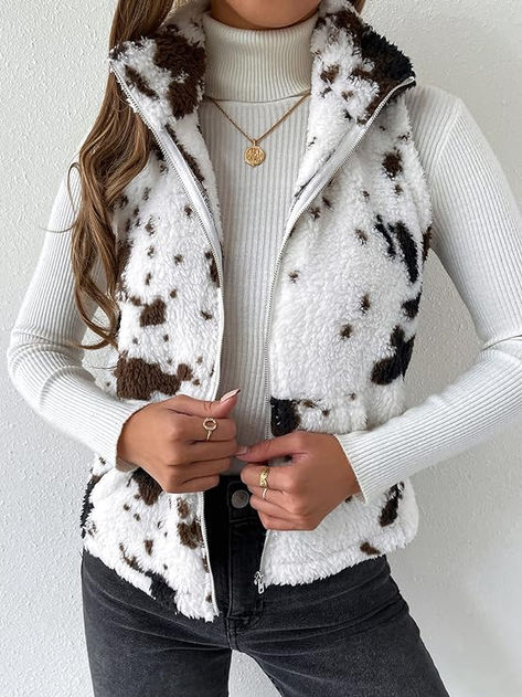 Cow Print Vest, Country Fall Outfits, Sleeveless Vest Jacket, Casual Winter Coat, Casual Country Outfits, Country Style Outfits, Western Wear Outfits, Cute Country Outfits, Zip Up Vest