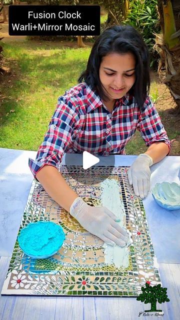 Sunita Meena on Instagram: "Namaste 🙏😊

I am delighted to share with you my latest creation – a beautiful wall clock that I made by combining Warli designs with my Mirror Mosaic technique😍

The best part is that you can join me in my masterclass and learn how to create something equally stunning ❤️

I assure you that I will guide you every step of the way and help you unleash your inner artist🧑‍🎨

Join my online "Mirror/Glass Mosaic Masterclass, Batch #11 or Ahmedabad offline Masterclass" and craft, learn, and turn your curiosity into creativity🎨

With my experience and expertise from the last 10 batches and over 1400 students globally, I'm here to share the art and magic of mosaics with you👩‍🎨❤️

So why wait? Sign up for my art class today and let's create some magic together 🥳 Mirror Mosaic Lippan Art, Mirror Mosaic Wall Art, Mirror Mosaic Art Design, Lippan Art Mirror Wall Clock, Mosaic Wall Clock, Warli Designs, Mirror Mosaic Wall, Mirror Mosaic Table Top, Mirror Mosaic Art On Tray