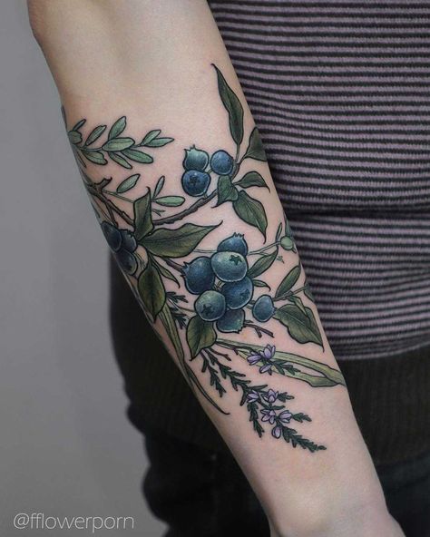 Blueberries and heather tattoo Anna Tattoo, Tattoos Plants, Mandala Arm Tattoo, Natur Tattoo Arm, Botanisches Tattoo, Woman Tattoos, 16 Tattoo, Nature Tattoo Sleeve, Inspiration Tattoos