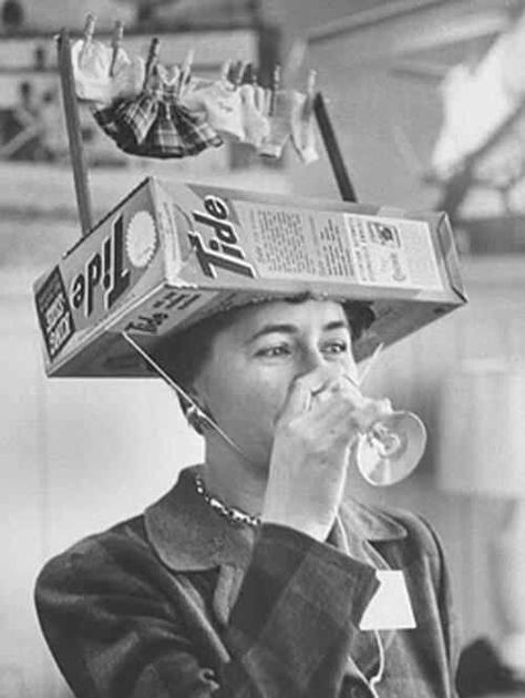 Surreal moments in real life, why!!! Vintage photo , A Tide box hat...complete with a tiny clothes line. Crazy Hat Day, Silly Hats, Tiny Clothes, Hat Day, Crazy Hats, Creative Costumes, Funny Hats, Art Brut, Retro Humor