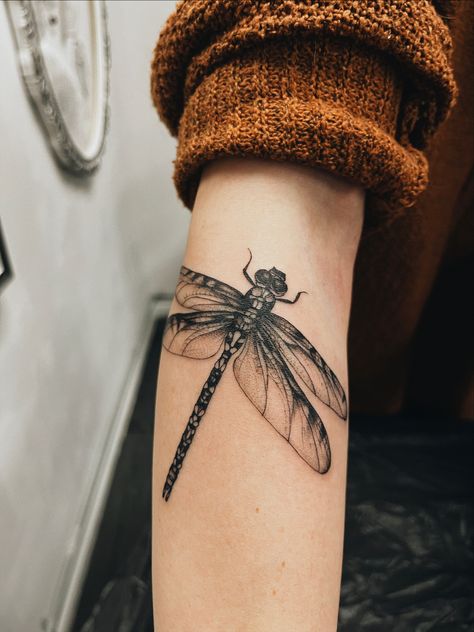 Wrist Tattoos Dragonfly, Dragonfly In Amber Tattoo, Moth Butterfly Dragonfly Tattoo, Realistic Dragonfly Tattoo Design, Dragonfly Tattoo Design For Men, Dragonfly Tattoo Hand, Dragonfly Throat Tattoo, Black And Grey Dragonfly Tattoo, Dragonfly Tattoo Neck