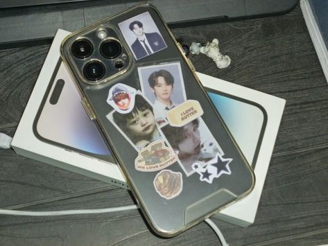 Phone Edit, Kpop Phone Cases, Anime Korea, Diy Iphone Case, Case Ideas, Creative Crafts, Iphone Case, Crafts For Kids, Ipad