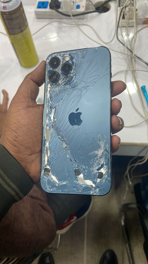 Iphone 14pro Max Screen Broken, Broken Phones Iphone, My Phone Is Broken, Damage Phone Screen, Broken Iphone 13 Pro Max Screen, Phone Cracked Screen, Broken Phone Screen Iphone, Iphone Cracked Screen, Iphone Broken Screen